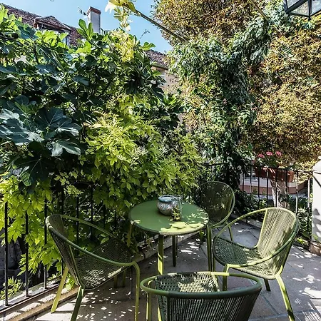 La Closerie Des Trois Marottes Couette-café 3*